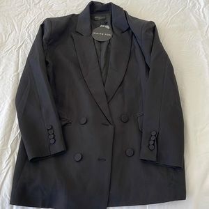 White fox boutique chain reaction oversized blazer size small